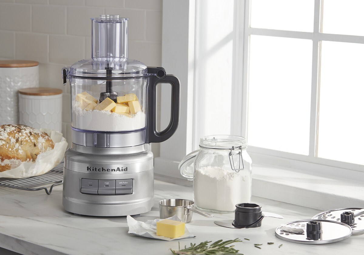 7 Cup Food Processor Plus - Contour Silver - Image 4